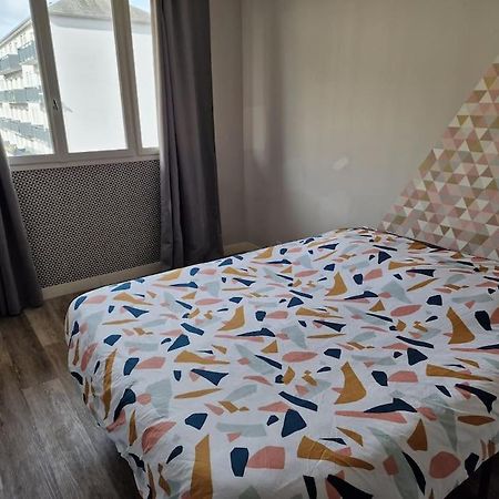 شقة Refuge Urbain Chic Avec Balcon سانت لو المظهر الخارجي الصورة
